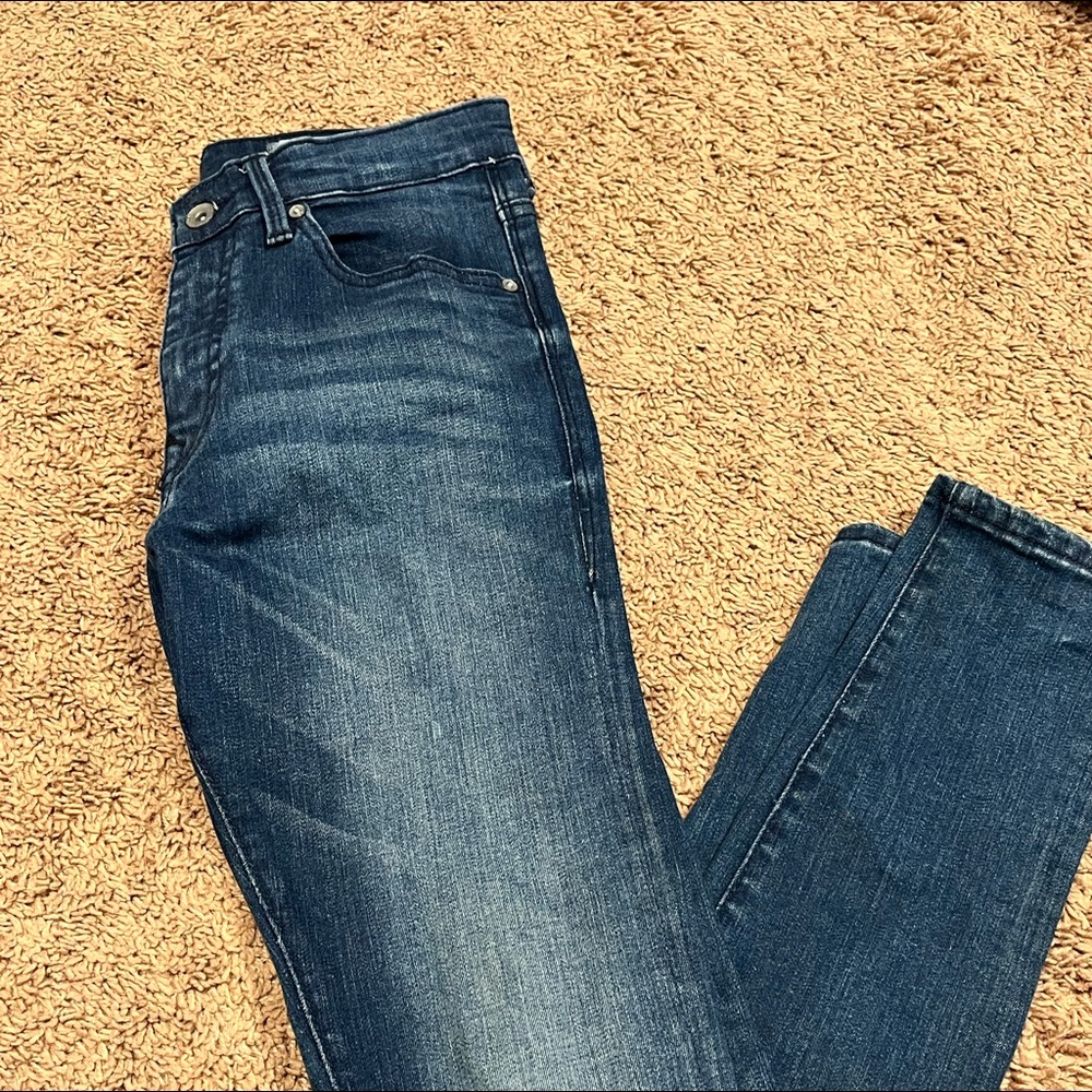 Women’s jeans